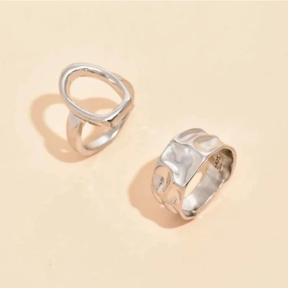 🖤3/$50 Hollow & Textured Silver Ring Set - Picture 2 of 4